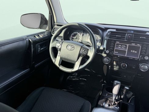 Used 2022 Toyota 4Runner TRD Off-Road image 60