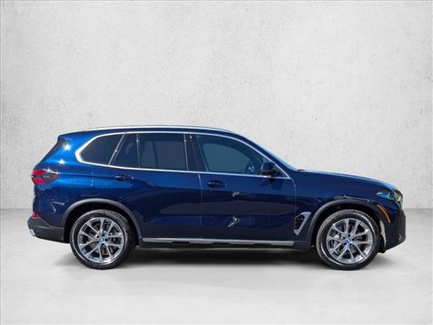 Used 2024 BMW X5 xDrive50e w/ Executive Package AWD/4WD image 4