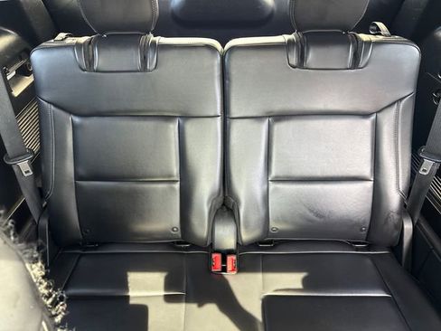 Used 2021 Ford Explorer XLT w/ Equipment Group 202A image 25