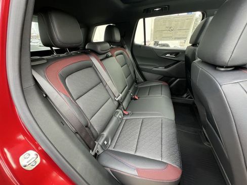 New 2026 Chevrolet Equinox RS w/ LPO, Floor Liner Package image 28