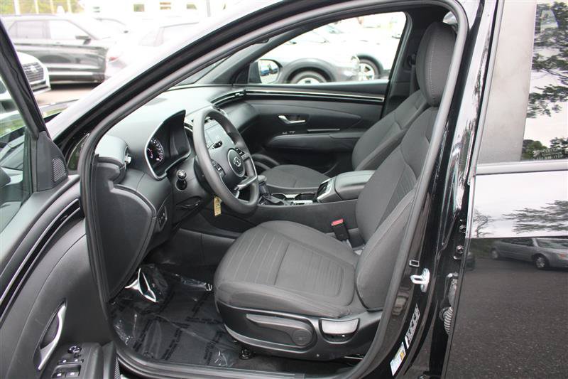 Used 2023 Hyundai Santa Cruz SE AWD/4WD image 10