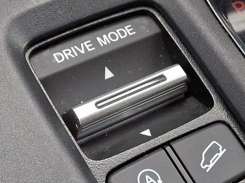 Used 2024 Honda CR-V LX image 24