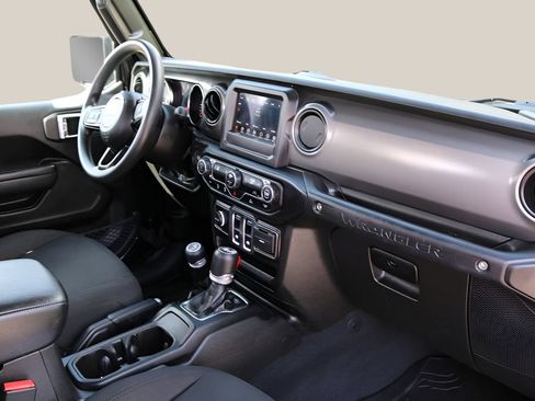 Used 2023 Jeep Wrangler Sport AWD/4WD image 16