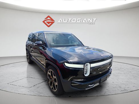 Used 2023 Rivian R1S Adventure AWD/4WD image 5