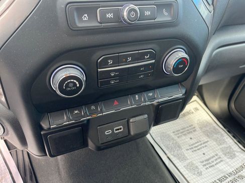 Used 2025 Chevrolet Silverado 1500 W/T w/ WT Convenience Package image 9