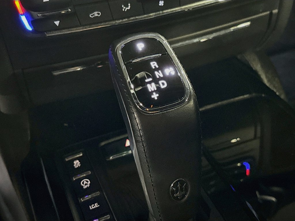 Used 2019 Maserati Ghibli S Q4 AWD/4WD image 41