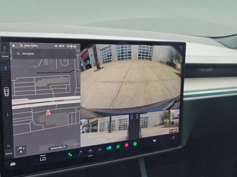 Used 2022 Tesla Model S AWD/4WD image 20