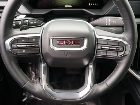 Used 2025 GMC Acadia Elevation image 23