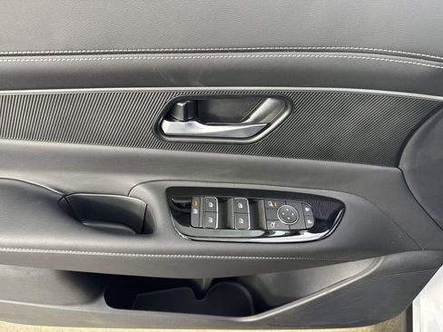 New 2025 Nissan Murano SV image 19