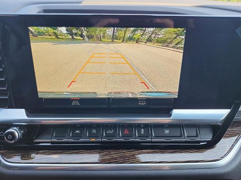 New 2026 GMC Sierra 1500 SLE image 13