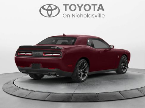 Used 2023 Dodge Challenger R/T Scat Pack RWD image 2