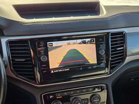 Used 2021 Volkswagen Atlas SEL image 19