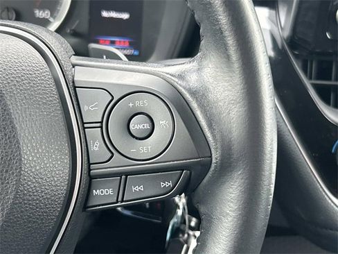 Used 2022 Toyota Corolla SE image 31