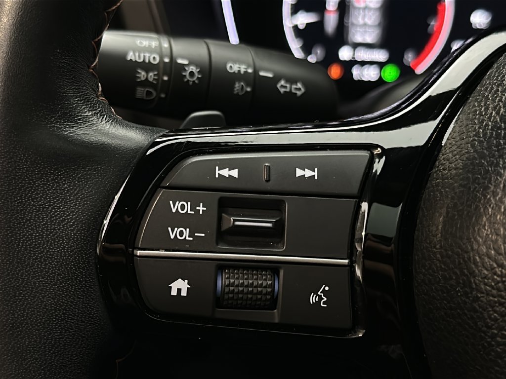 Certified 2024 Honda Pilot TrailSport image 33