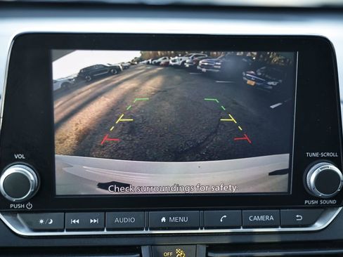 Used 2024 Nissan Altima 2.5 SR image 20