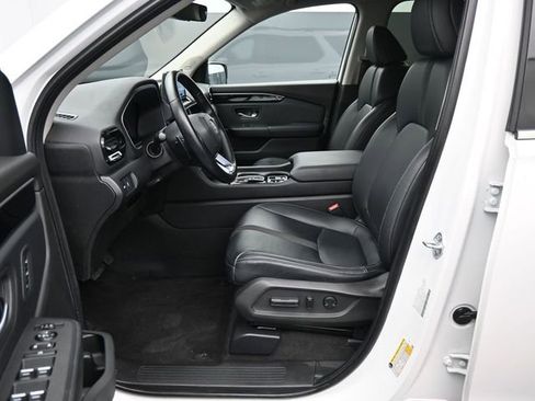 Used 2023 Honda Pilot Touring image 24