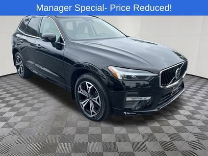 Used 2022 Volvo XC60 B5 Momentum w/ Climate Package