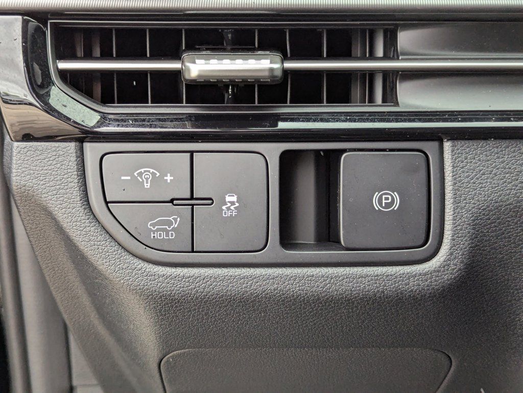 New 2026 Kia Sportage SX FWD image 29
