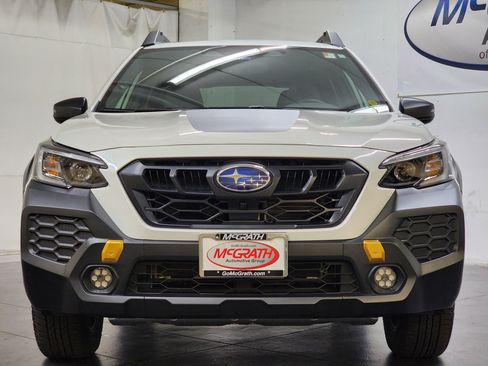 Used 2025 Subaru Outback Wilderness AWD/4WD image 12