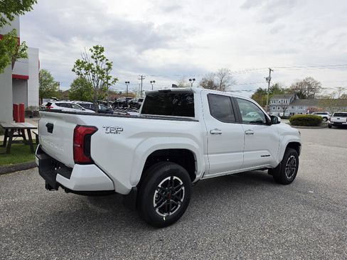 New 2026 Toyota Tacoma TRD Sport AWD/4WD image 3