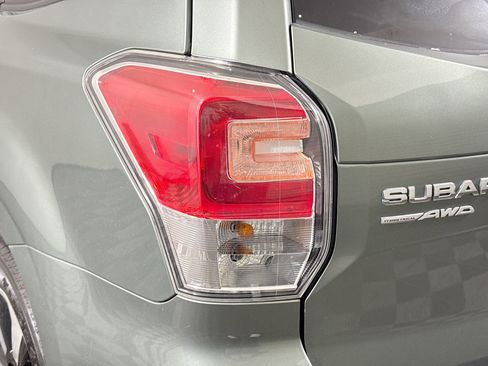 Used 2018 Subaru Forester 2.5i Premium image 35
