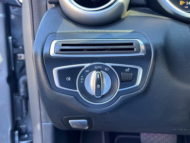 Used 2020 Mercedes-Benz C 300 4MATIC Sedan image 20