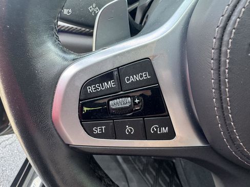 Used 2022 BMW X6 M50i w/ Premium Package AWD/4WD image 25