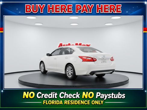 Used 2016 Nissan Altima 2.5 S w/ Power Driver Seat Package FWD image 4