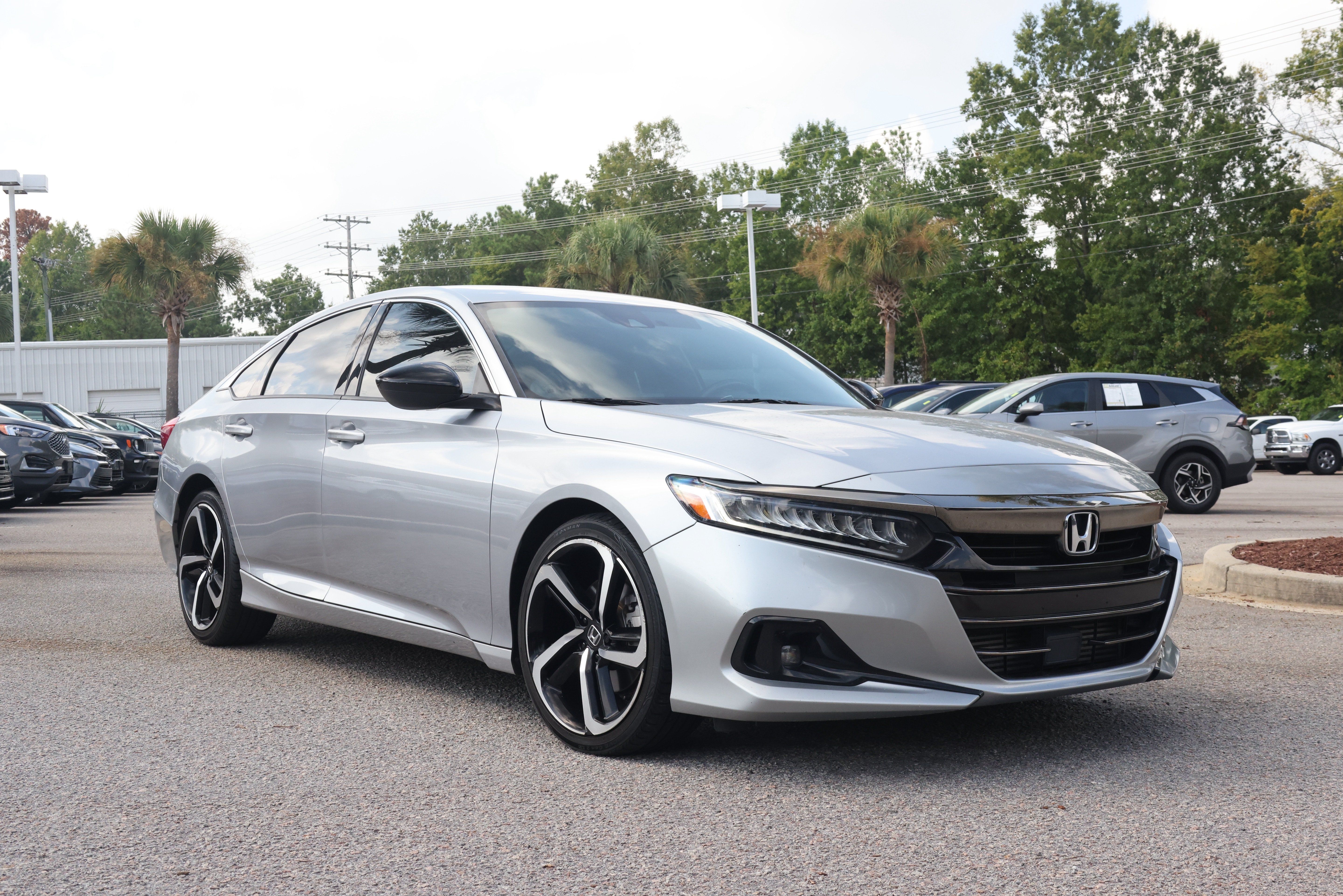 Used 2022 Honda Accord Sport image 7