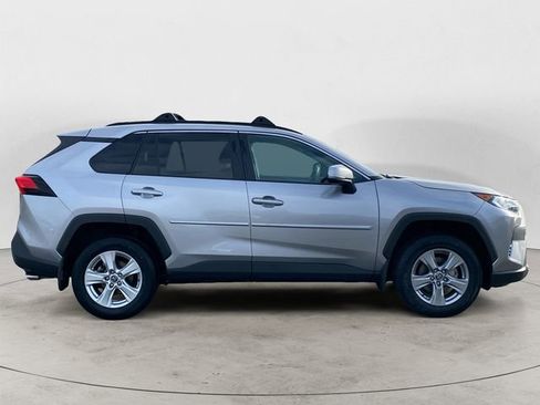 Used 2020 Toyota RAV4 XLE w/ All Weather Liner Package AWD/4WD image 6