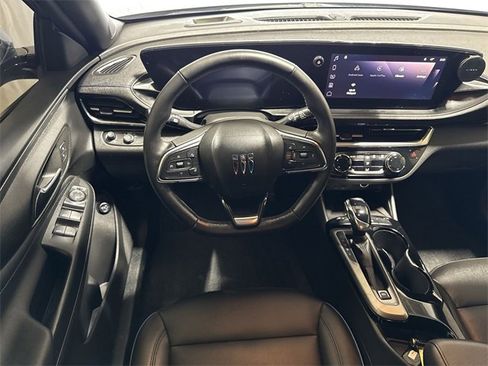 Certified 2024 Buick Envista Sport Touring w/ Convenience I Package image 14