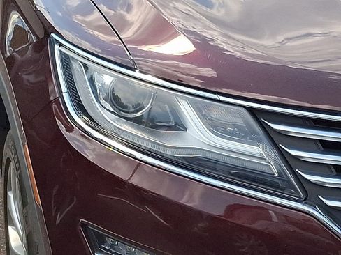 Used 2018 Lincoln MKC Select w/ Select Plus Package AWD/4WD image 9