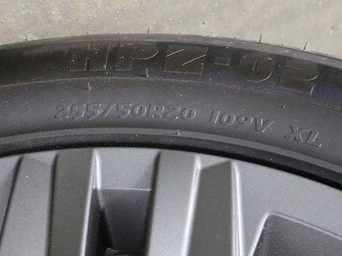 Used 2021 Volkswagen Atlas SE image 44