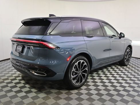New 2026 Lincoln Nautilus Reserve AWD/4WD image 7
