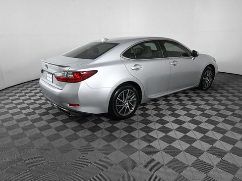 Used 2017 Lexus ES 350 image 25