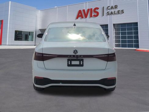 Used 2025 Volkswagen Jetta Sport FWD image 7