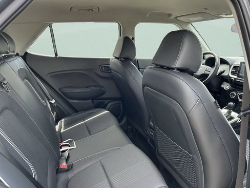 New 2026 Hyundai Venue SEL FWD image 19