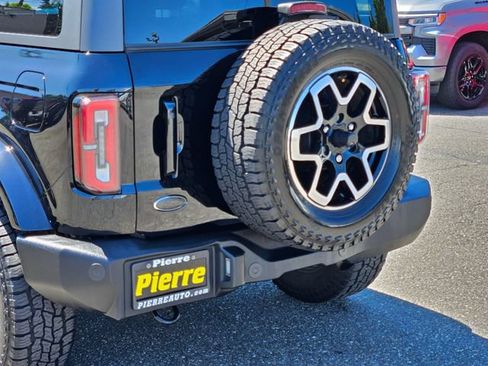 Used 2022 Ford Bronco Outer Banks AWD/4WD image 12