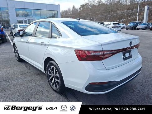 Certified 2025 Volkswagen Jetta S image 7