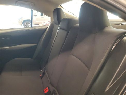 Used 2023 Toyota Corolla LE image 12