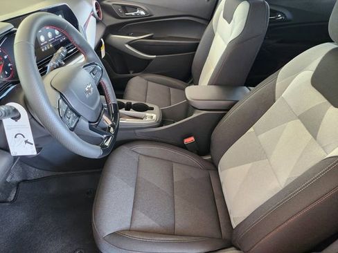 New 2026 Chevrolet Trax RS w/ Driver Confidence Package FWD image 10