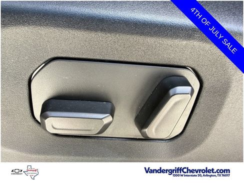 Used 2024 Jeep Gladiator Mojave AWD/4WD image 24