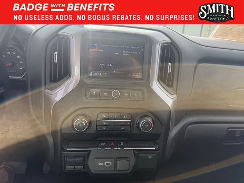 Used 2022 Chevrolet Silverado 2500 Custom w/ Custom Value Package AWD/4WD image 14