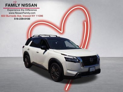Certified 2024 Nissan Pathfinder SL w/ SL Premium Package