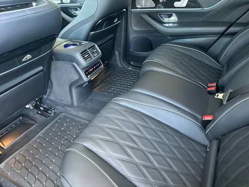 Certified 2024 Mercedes-Benz Maybach GLS 600 4MATIC image 15