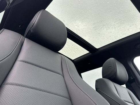 New 2026 Mercedes-Benz GLS 450 4MATIC image 32