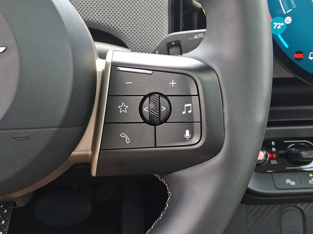 Used 2025 MINI Cooper S FWD image 23