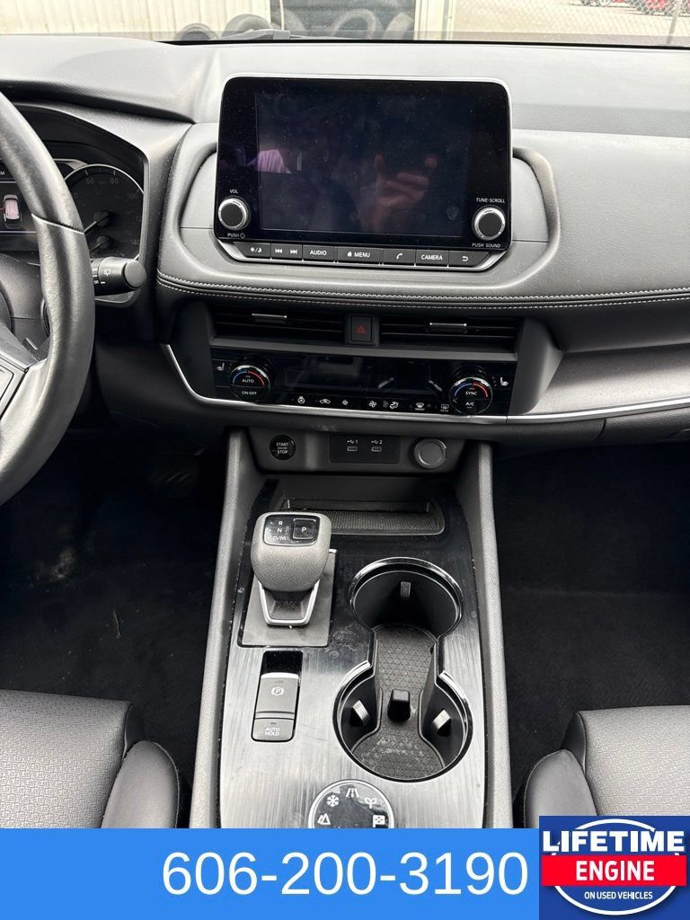 Used 2024 Nissan Rogue SV w/ SV Premium Package AWD/4WD image 19