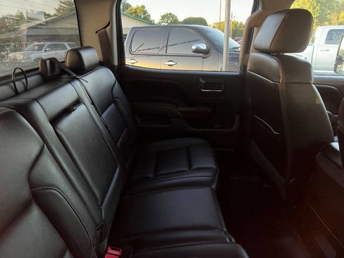 Used 2016 GMC Sierra 2500 SLT w/ Duramax Plus Package image 11