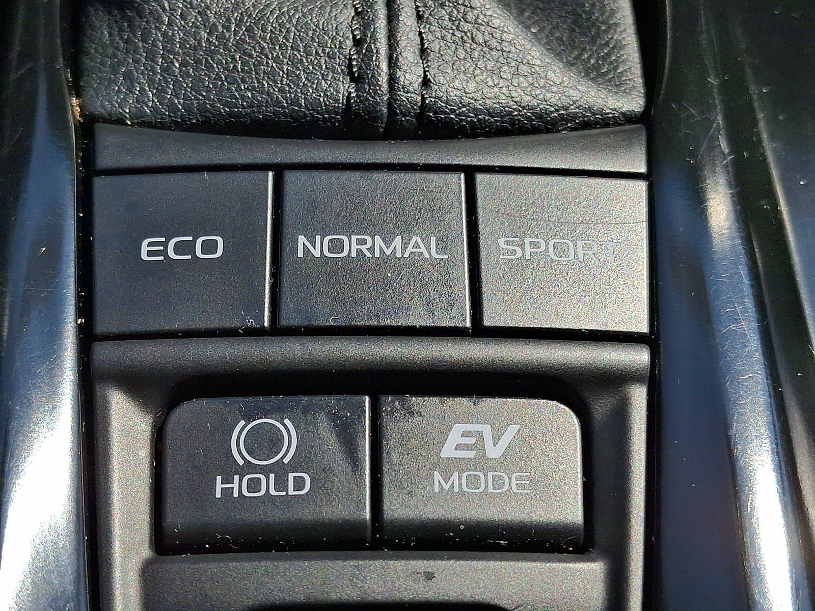 Certified 2025 Toyota Camry SE FWD image 23